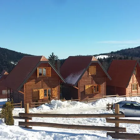 Деревянный коттедж Nagramak *