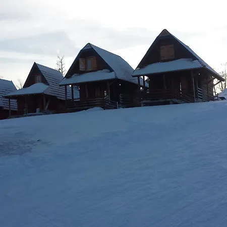 Деревянный коттедж Nagramak *