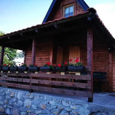 Nagramak Деревянный коттедж Sekulic